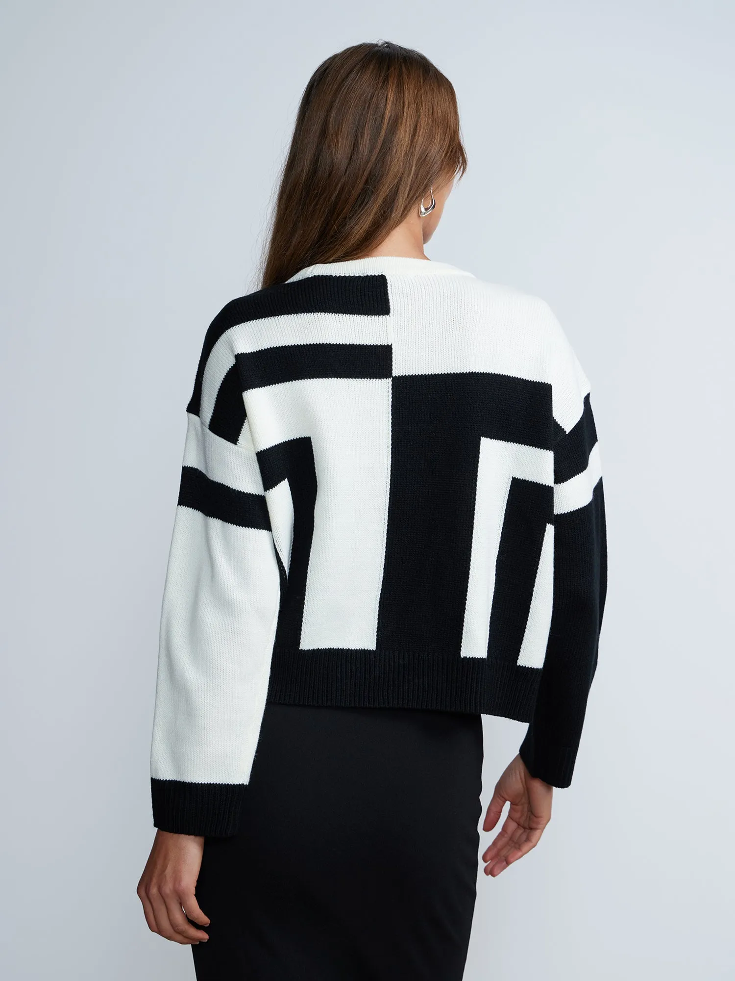 Long Sleeve Geometric Print Sweater