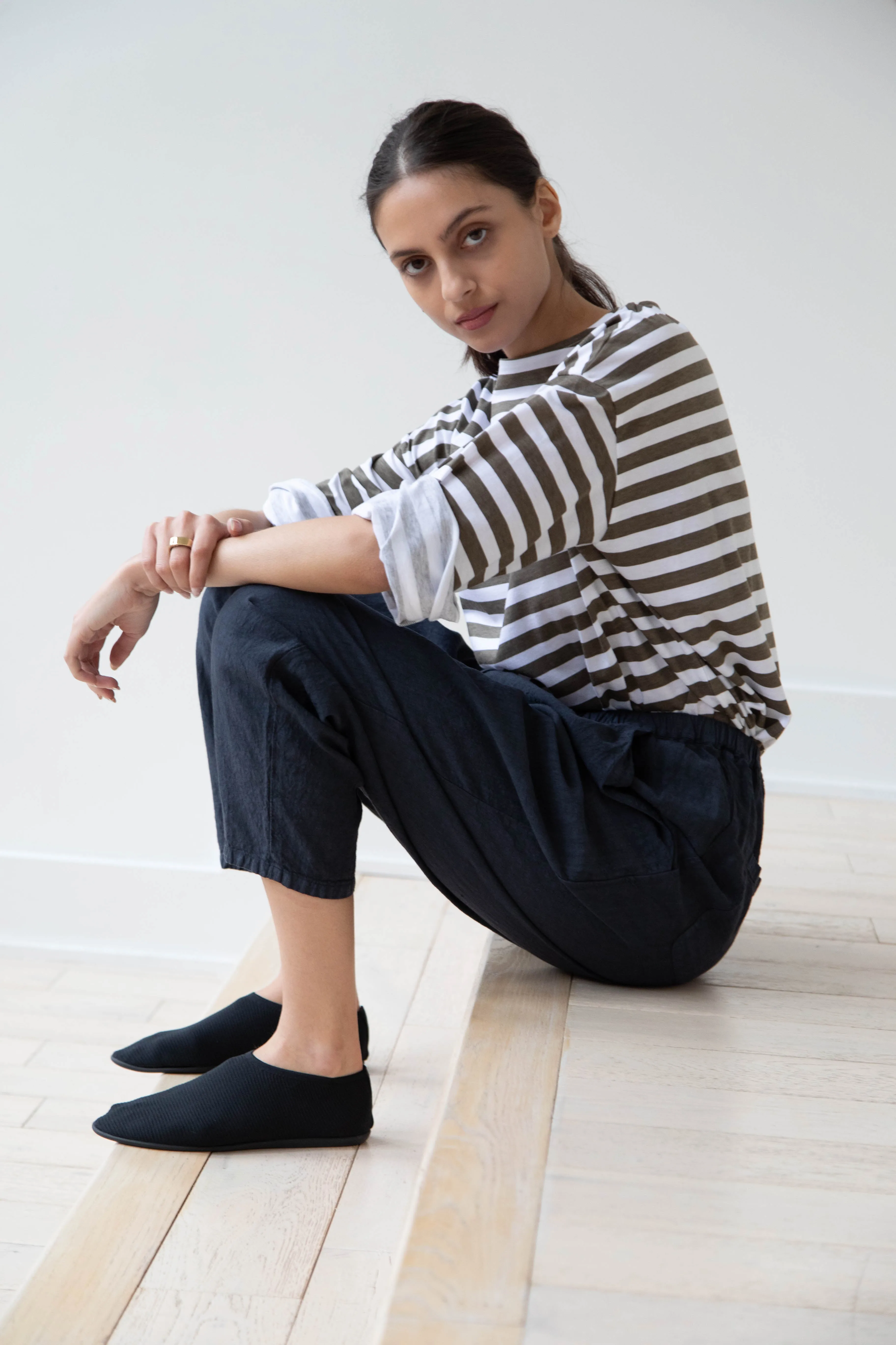 Manuelle Guibal | Worker Pant in Dark Denim Blue Linen