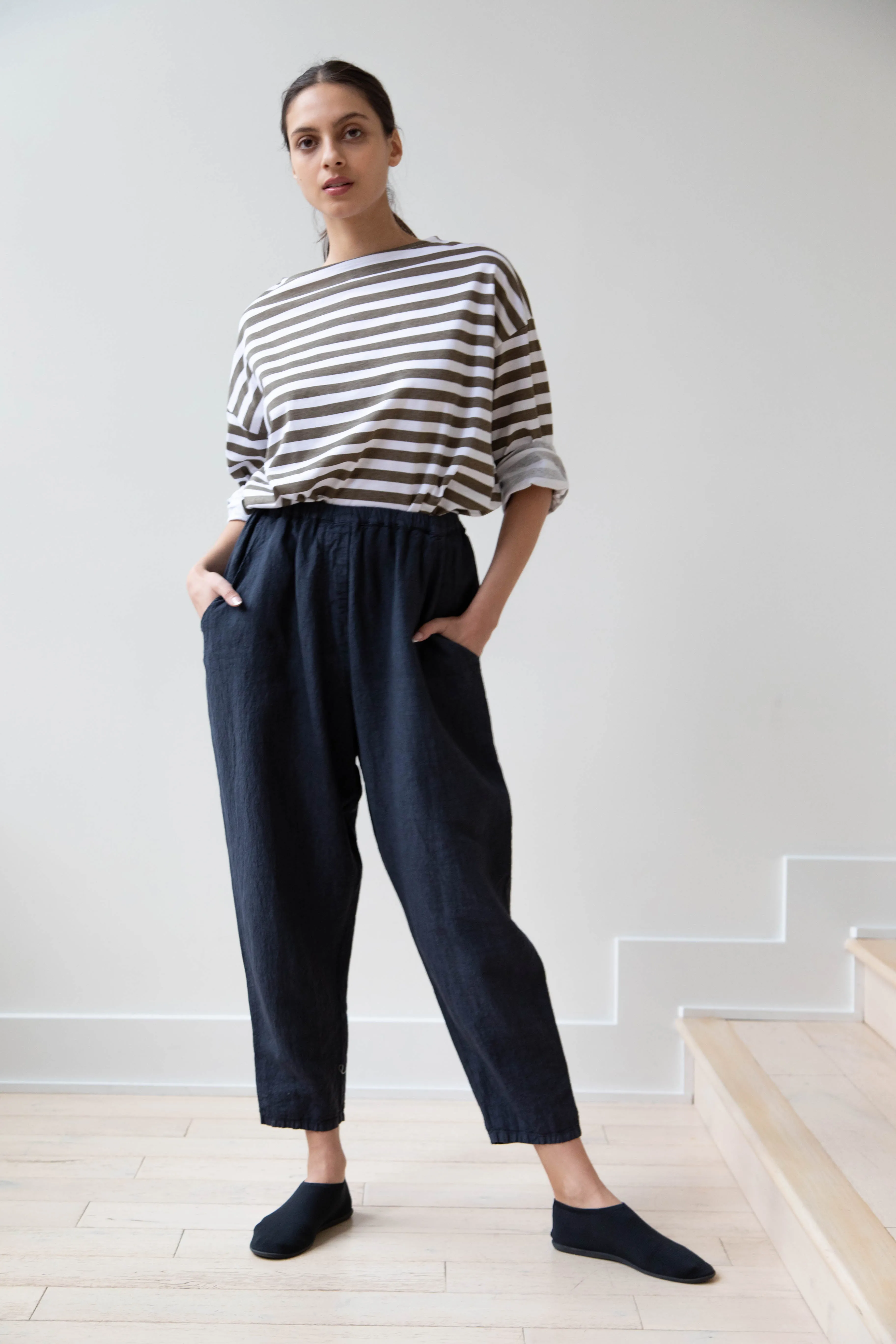 Manuelle Guibal | Worker Pant in Dark Denim Blue Linen