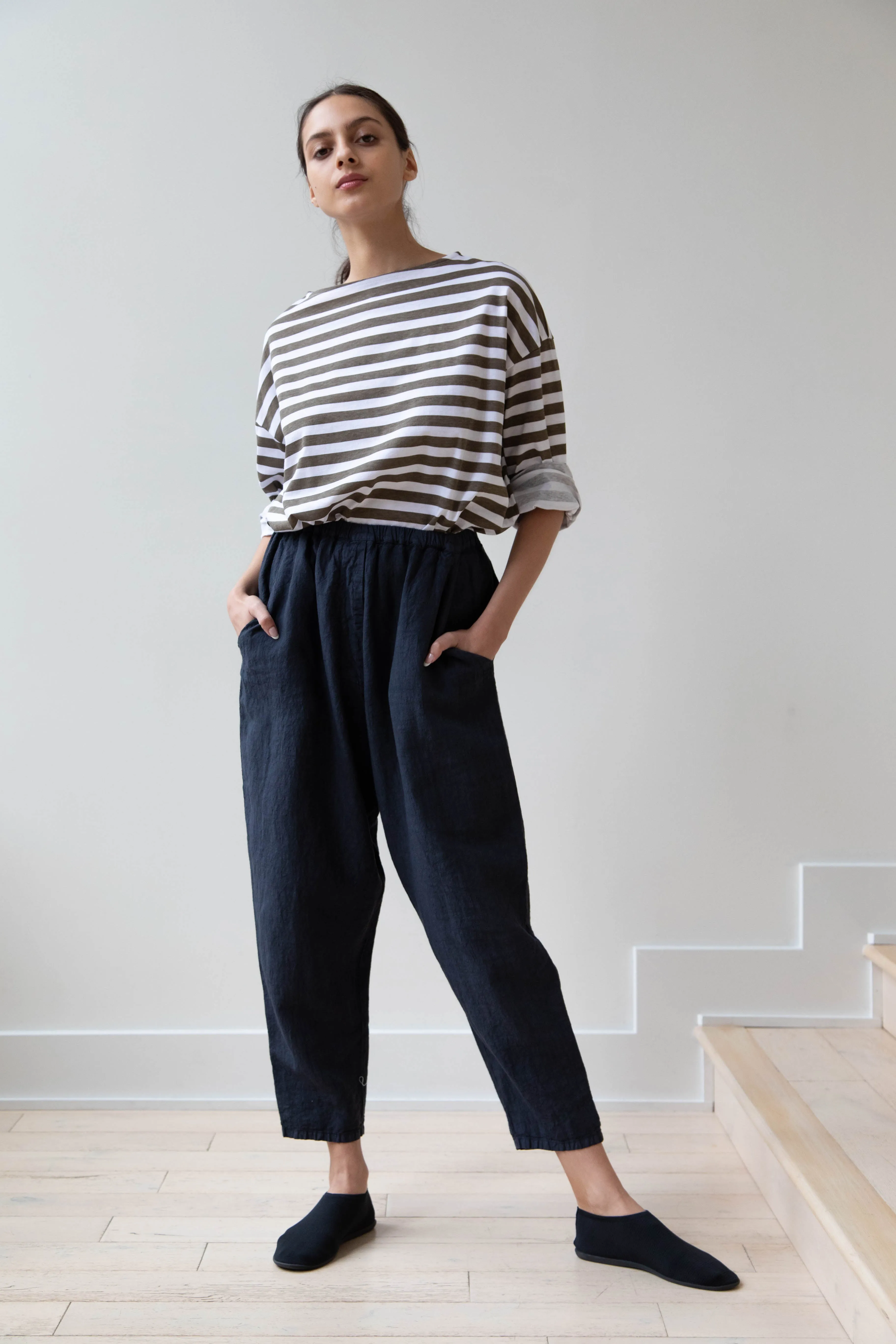 Manuelle Guibal | Worker Pant in Dark Denim Blue Linen