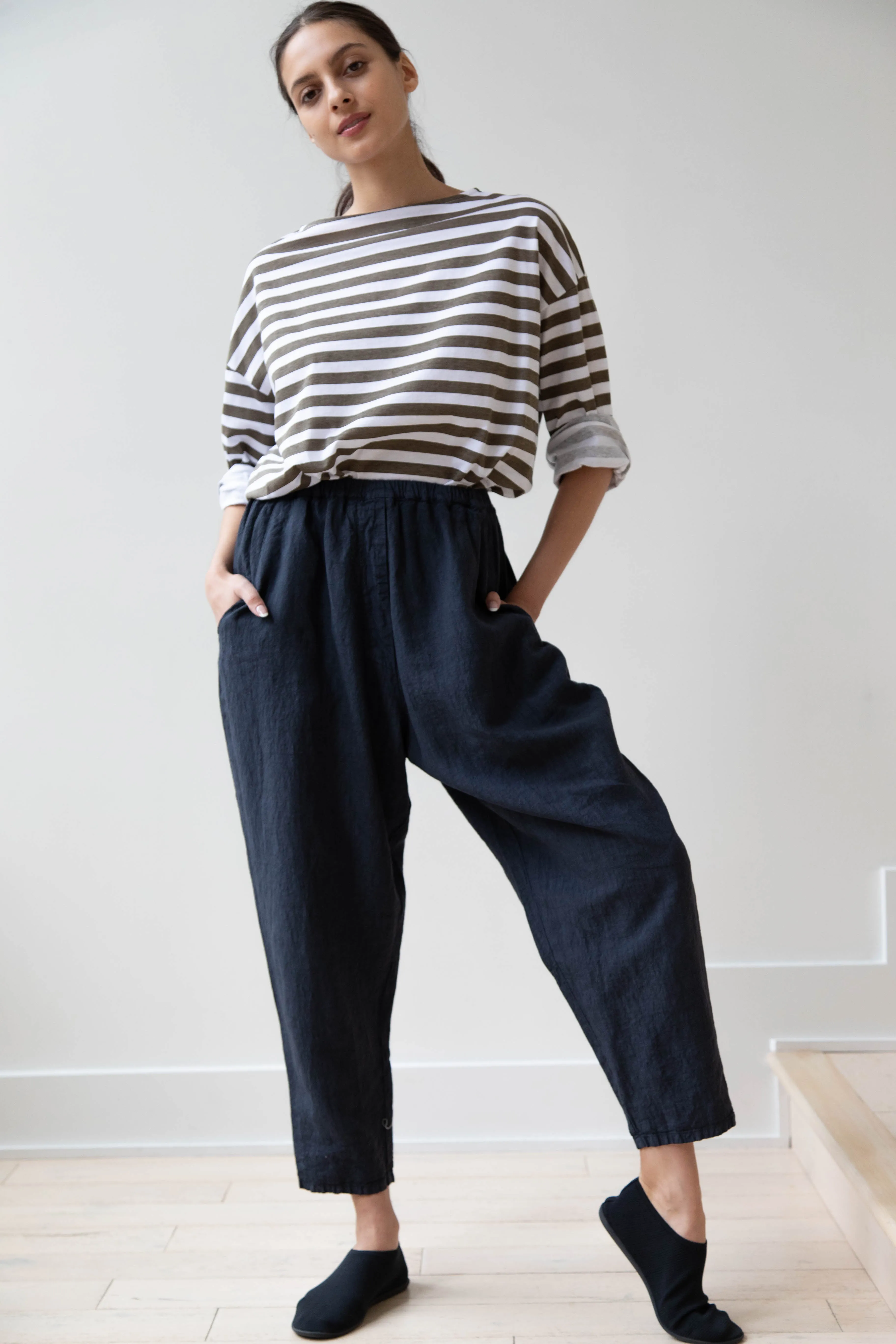 Manuelle Guibal | Worker Pant in Dark Denim Blue Linen