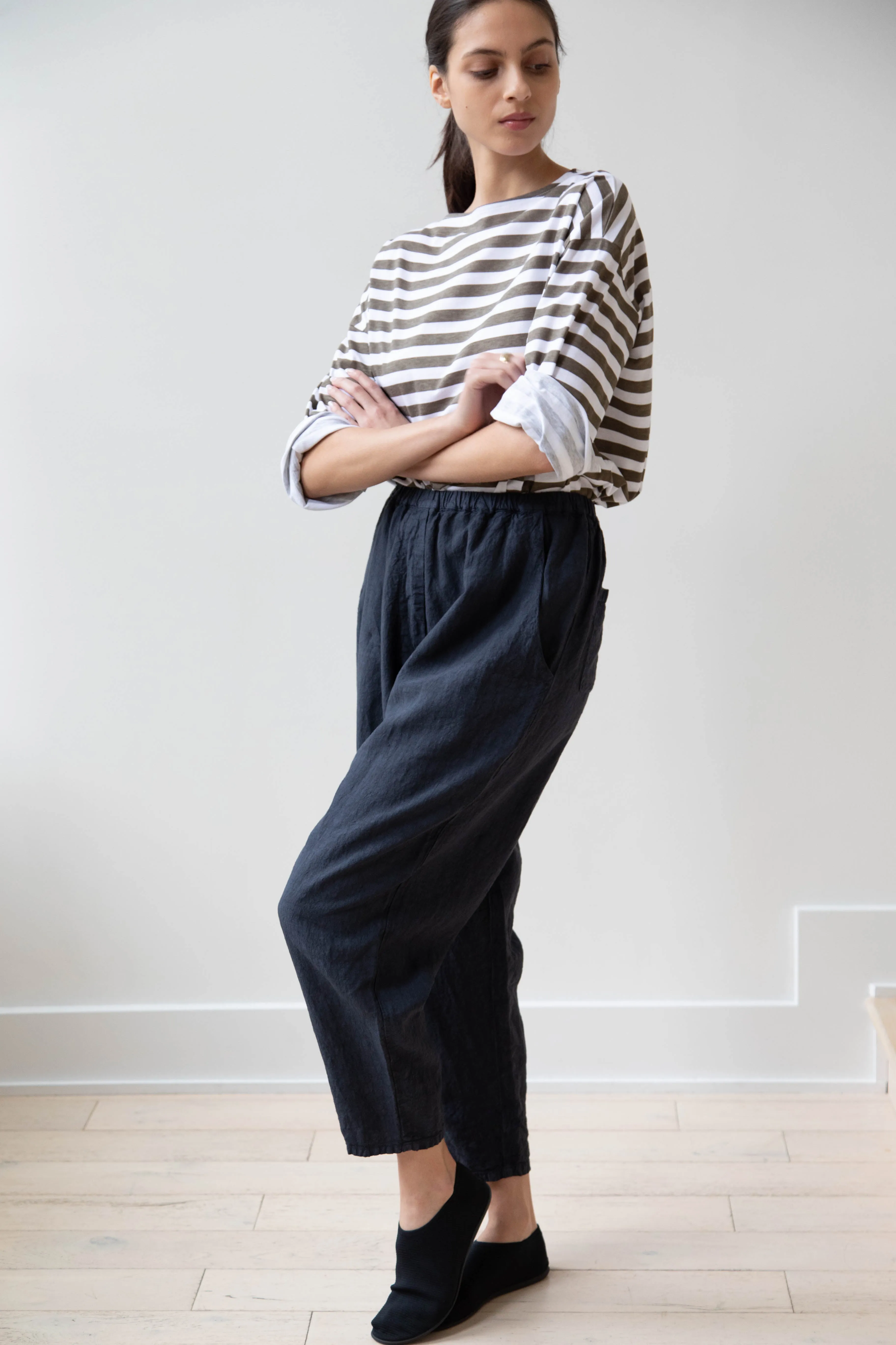 Manuelle Guibal | Worker Pant in Dark Denim Blue Linen