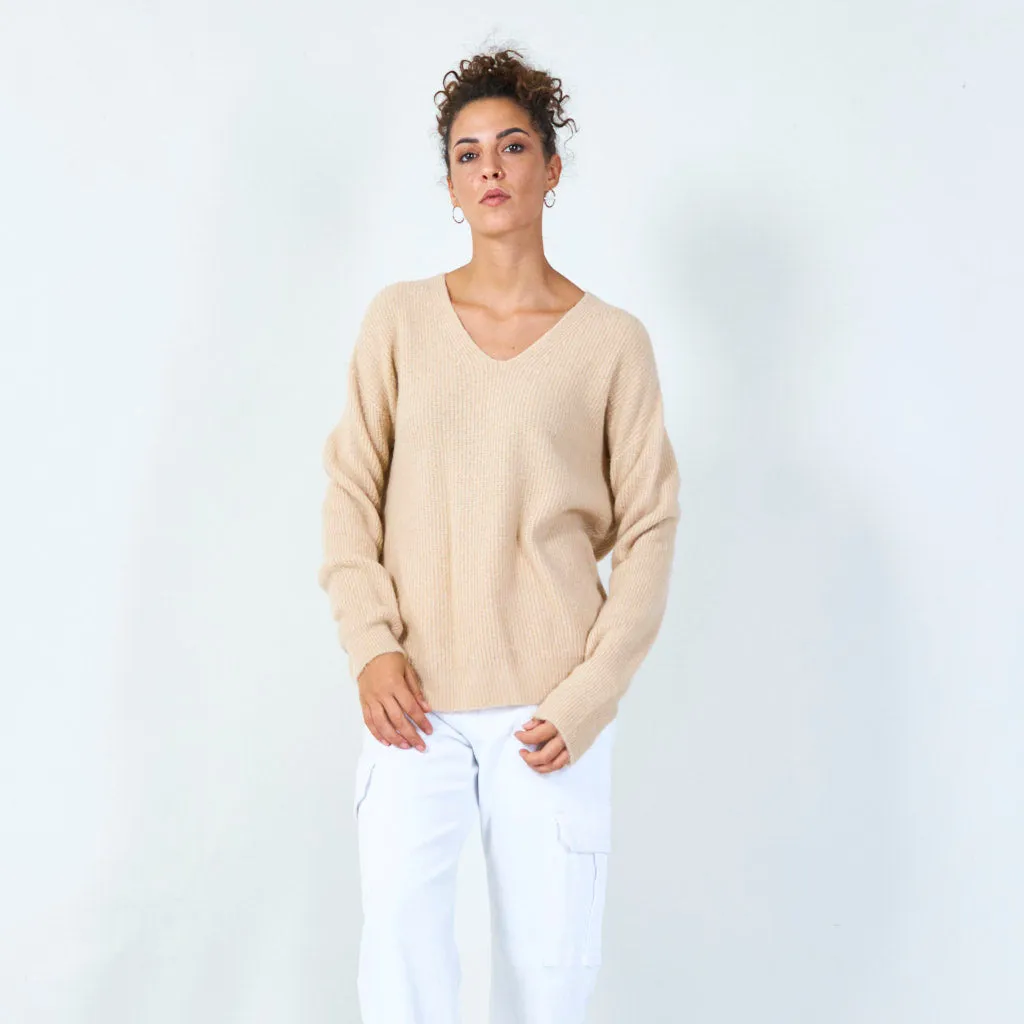 Ribbed v-neck sweater wholesale